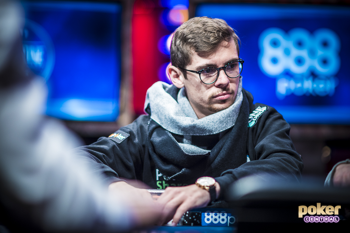 Fedor Holz in action during Day 2 of the 2018 Big One for One Drop.